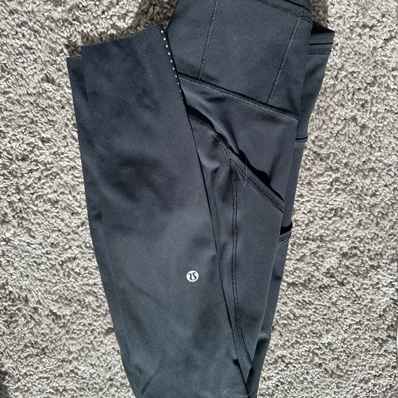 Women’s LuluLemon Align Leggings size 2 25” - Picture 2 of 2